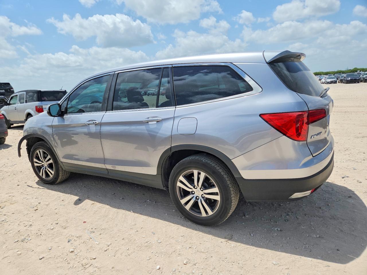 2017 HONDA PILOT