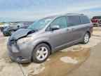 2011 TOYOTA SIENNA