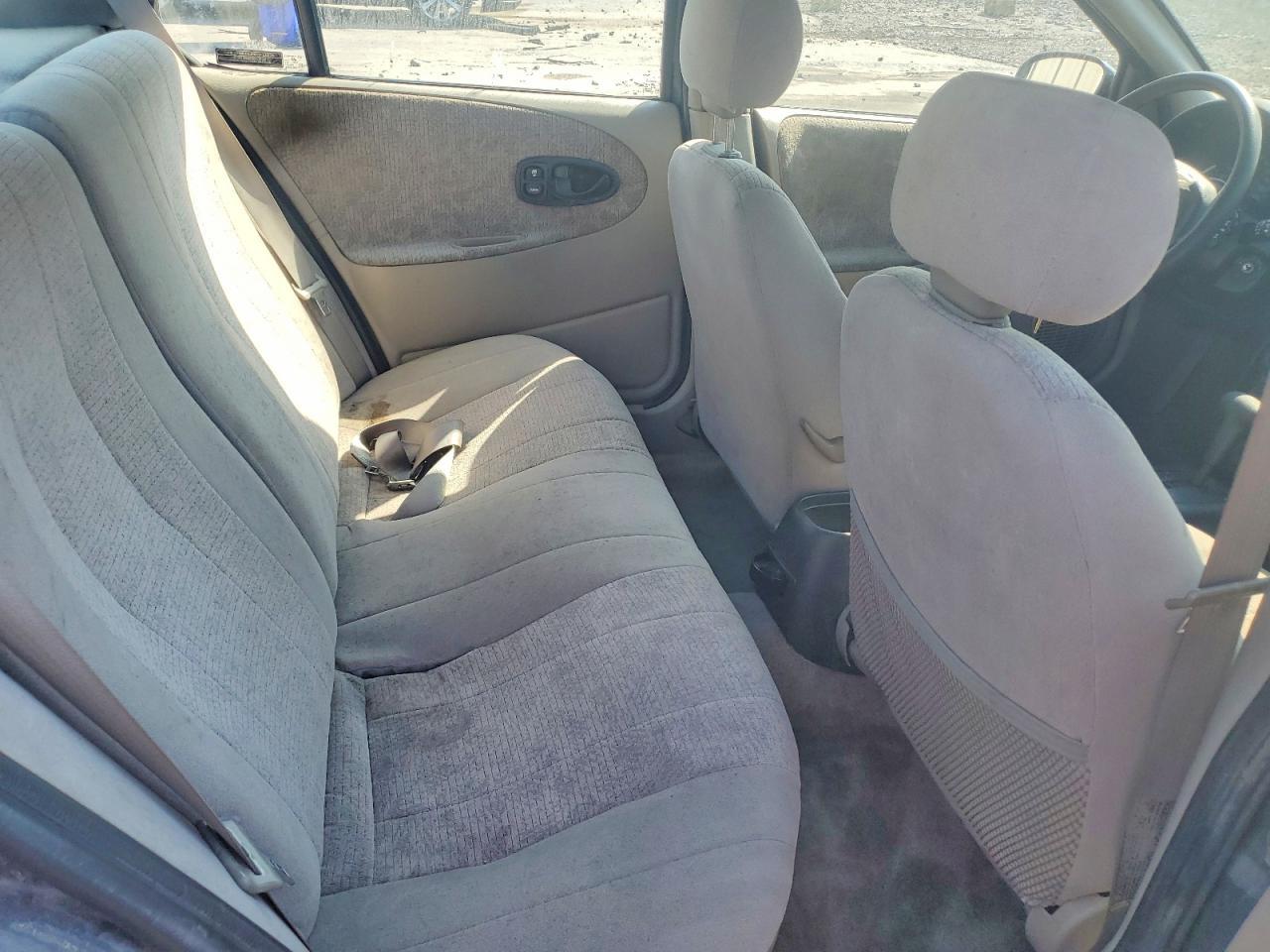 1999 SATURN Sl2