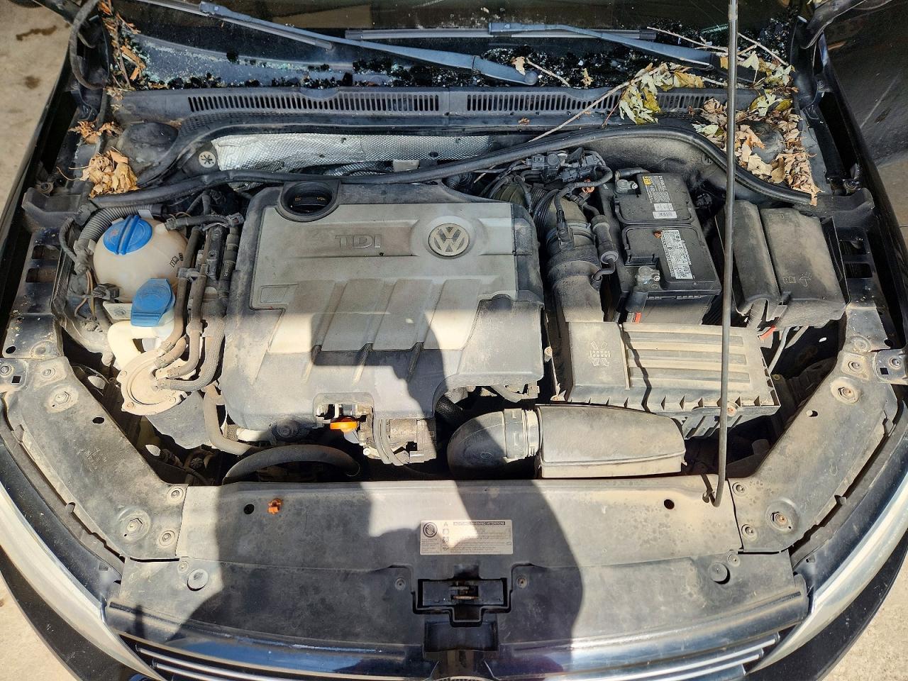 2011 VOLKSWAGEN JETTA