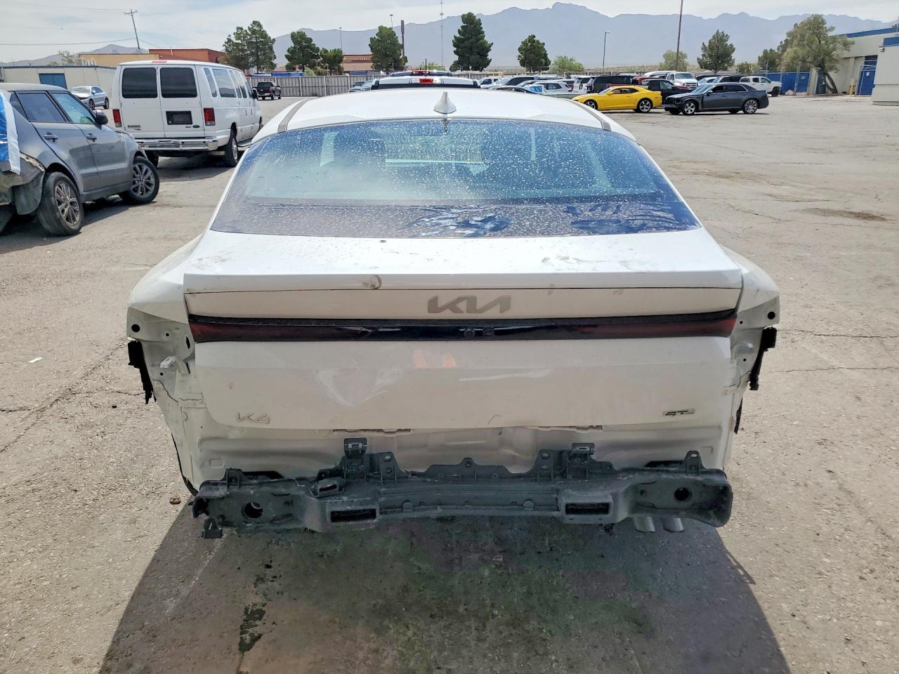 2025 KIA K4