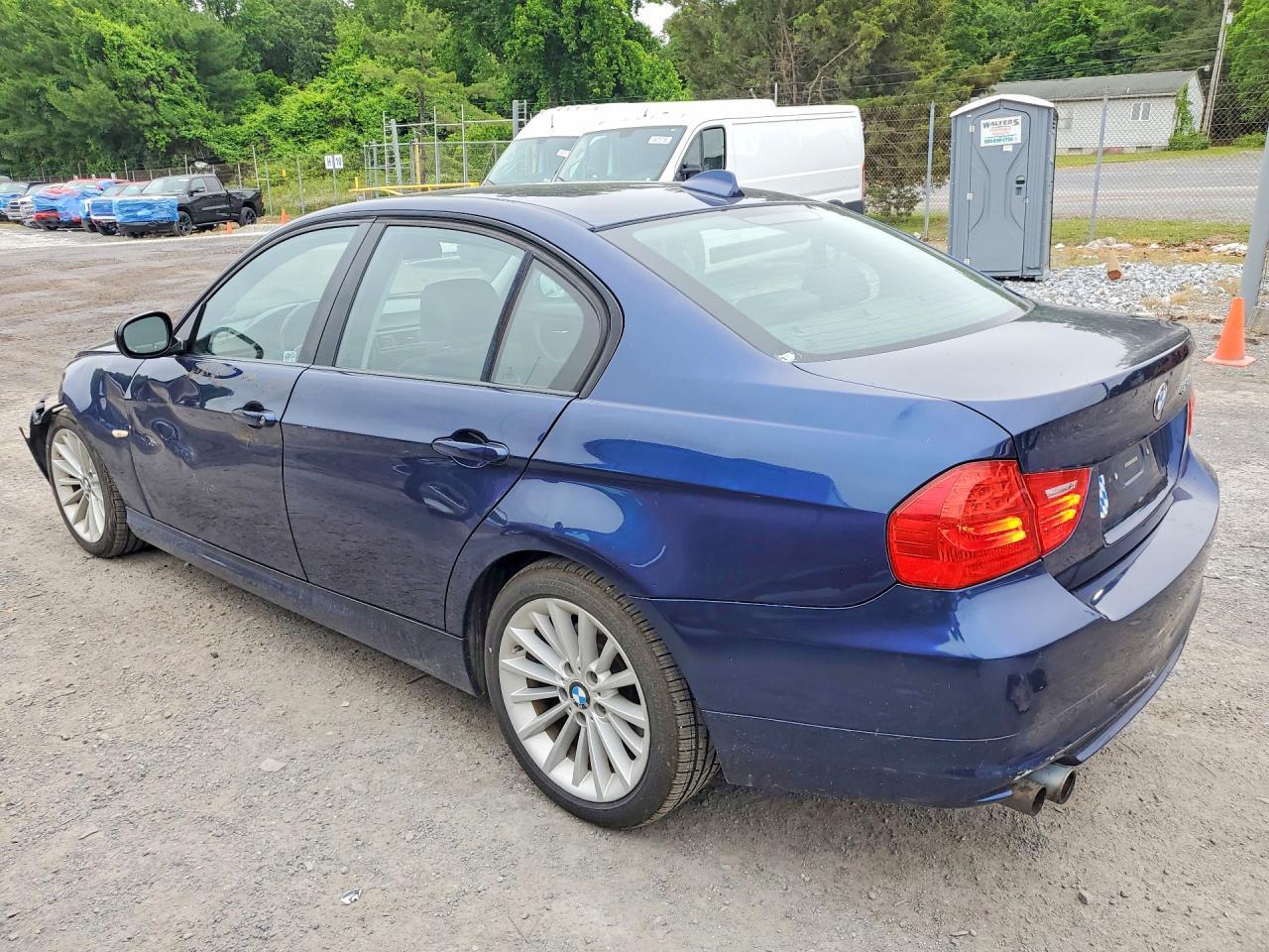 2011 BMW 3 SERIES