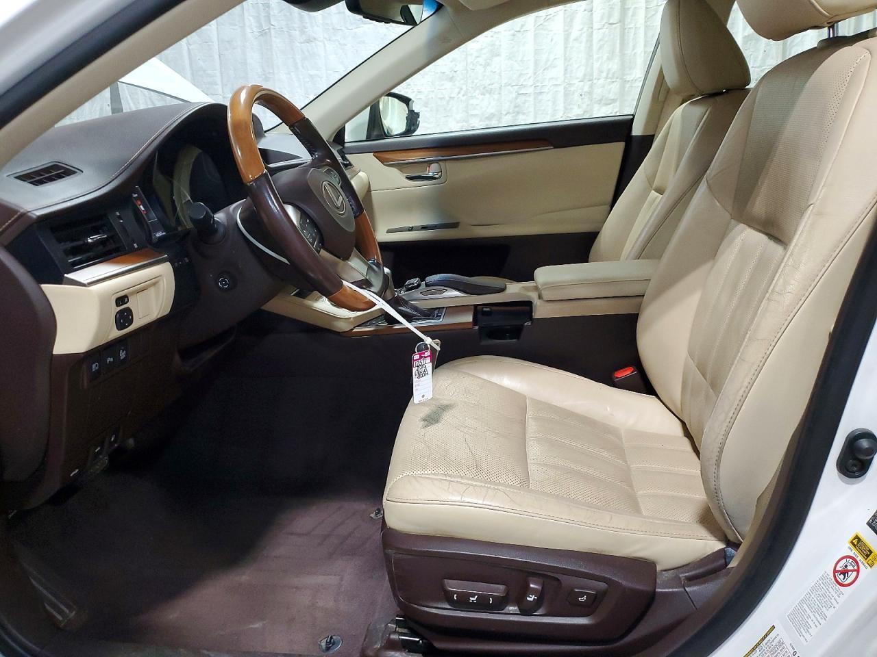 2016 LEXUS ES 300H