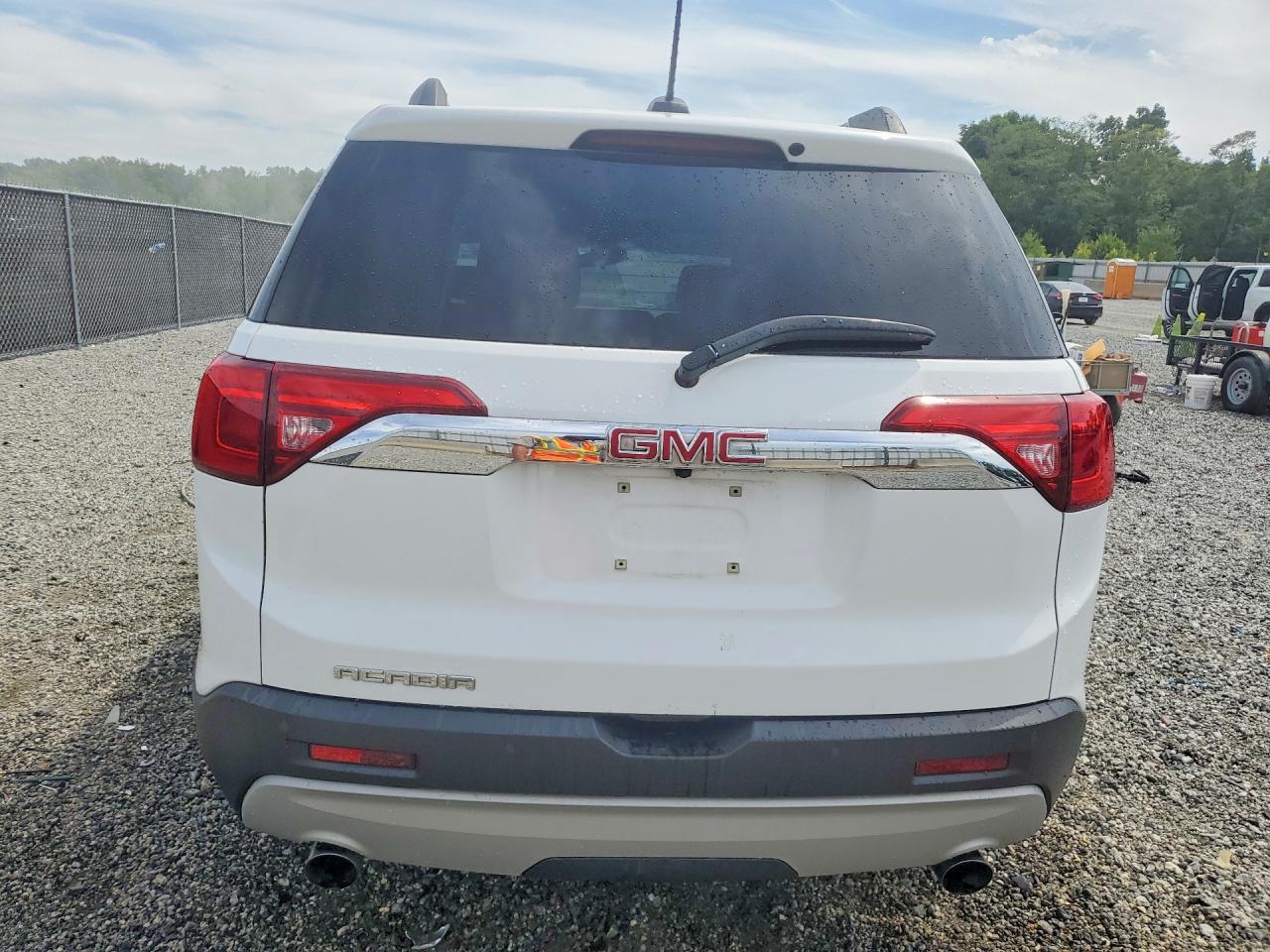 2017 GMC ACADIA