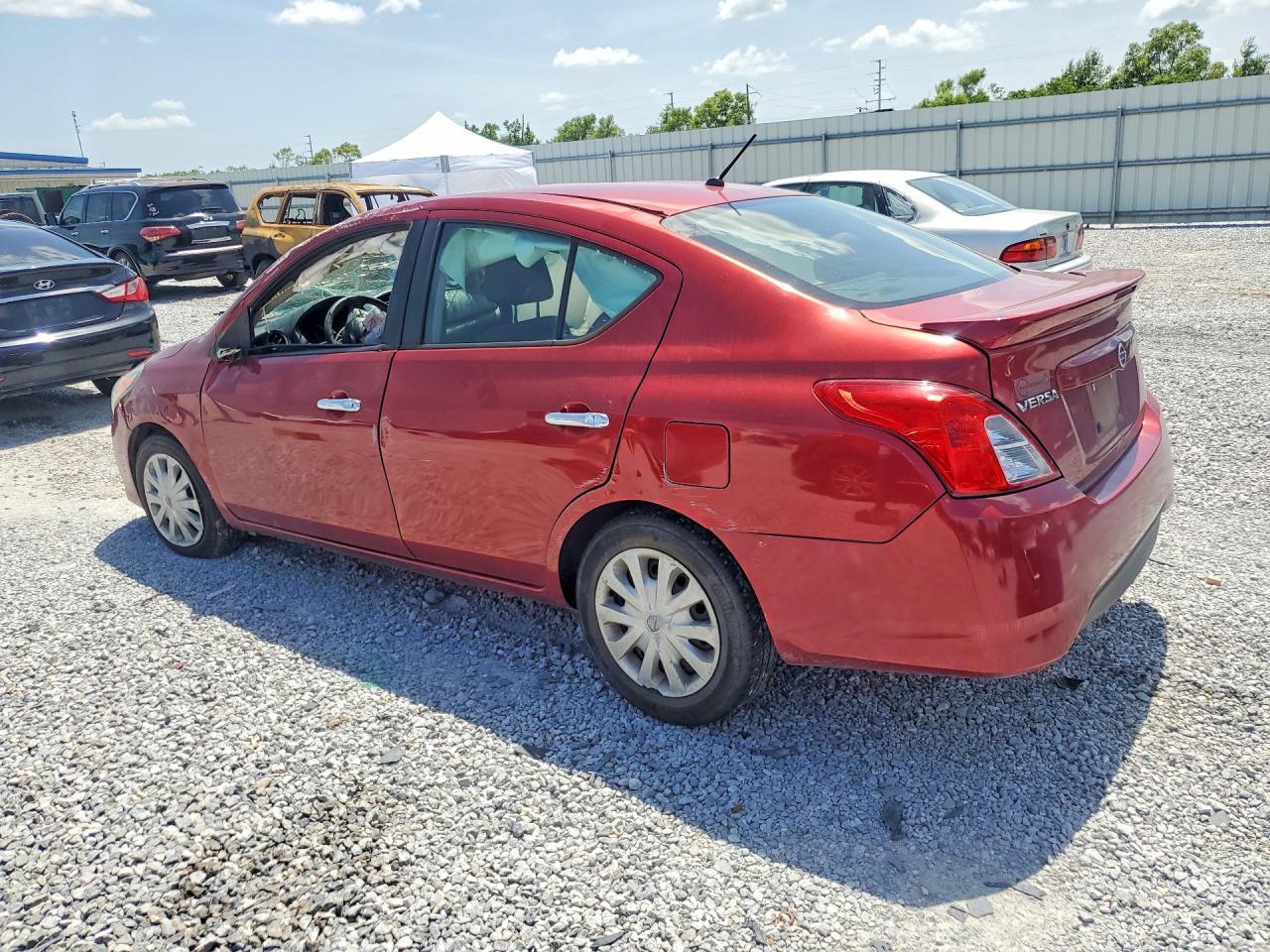 2018 NISSAN VERSA