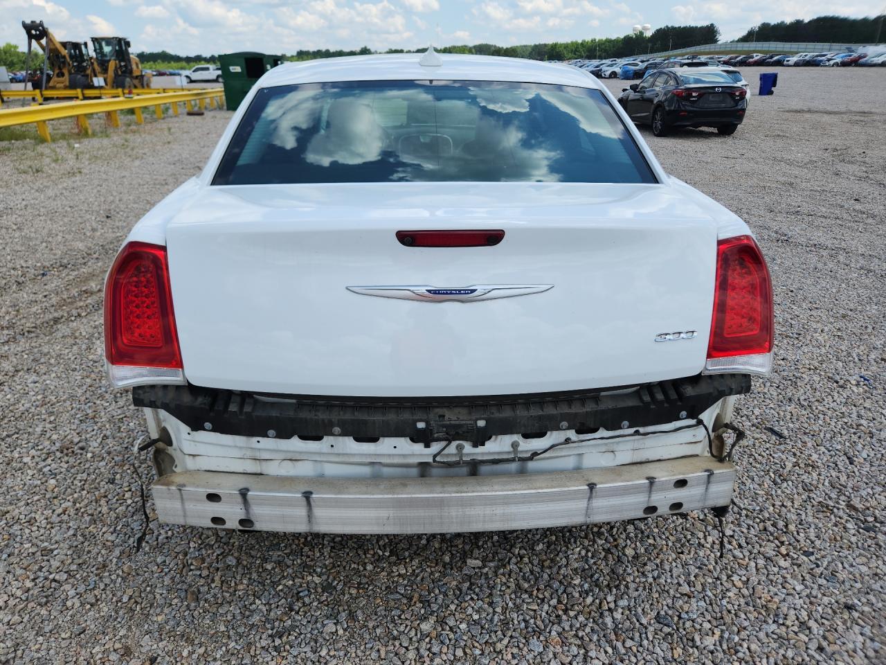 2019 CHRYSLER 300