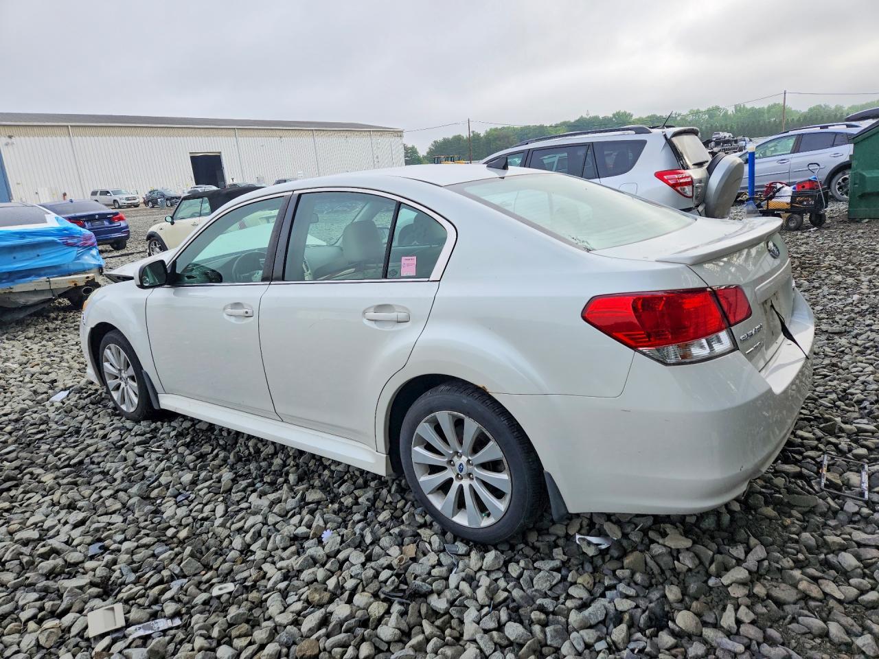 2012 SUBARU Legacy