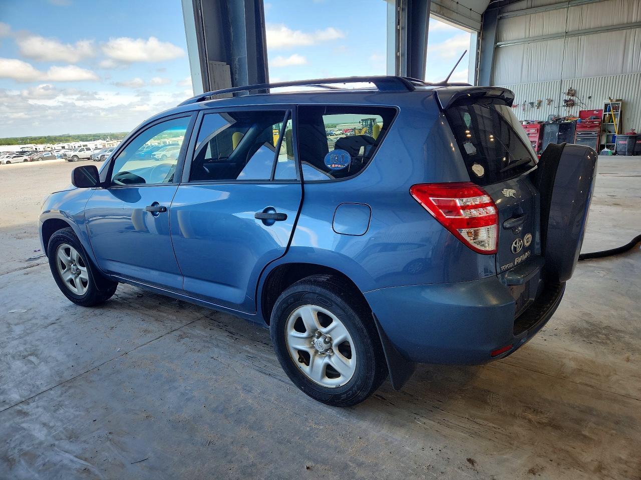 2010 TOYOTA RAV4