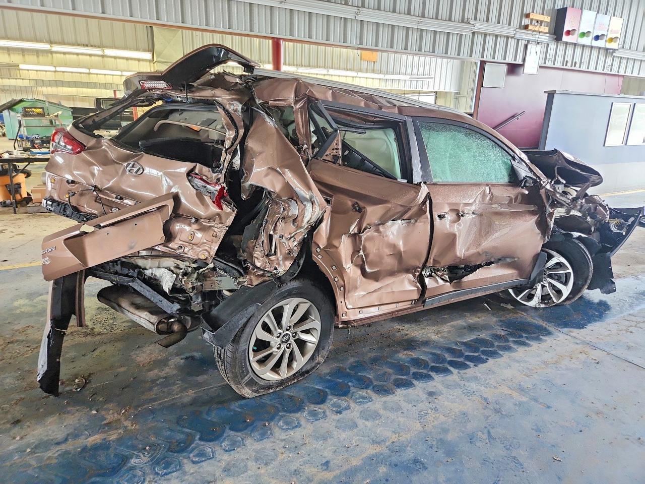 2017 HYUNDAI TUCSON