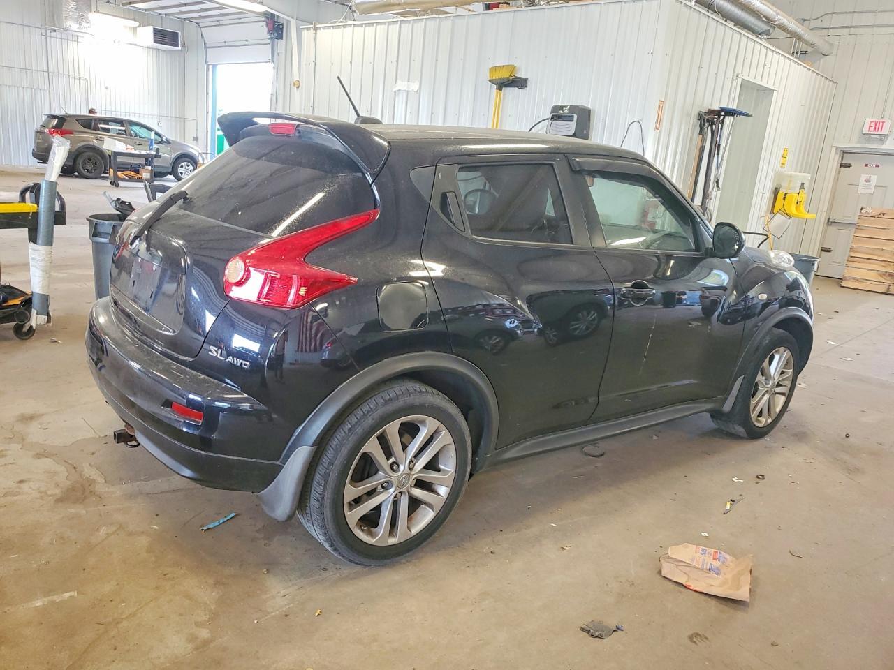 2011 NISSAN Juke