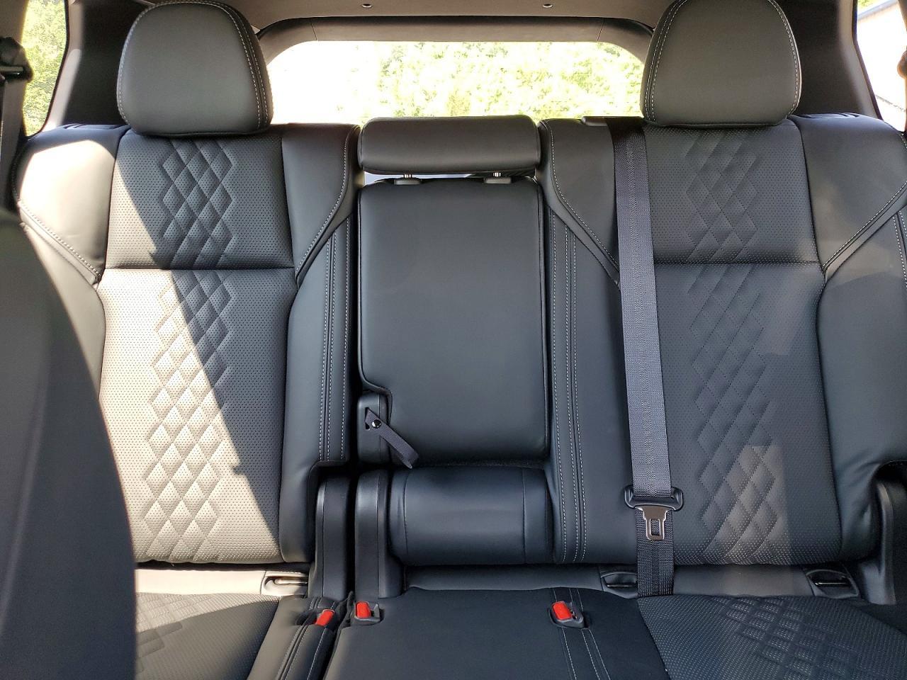 2024 MITSUBISHI outlander