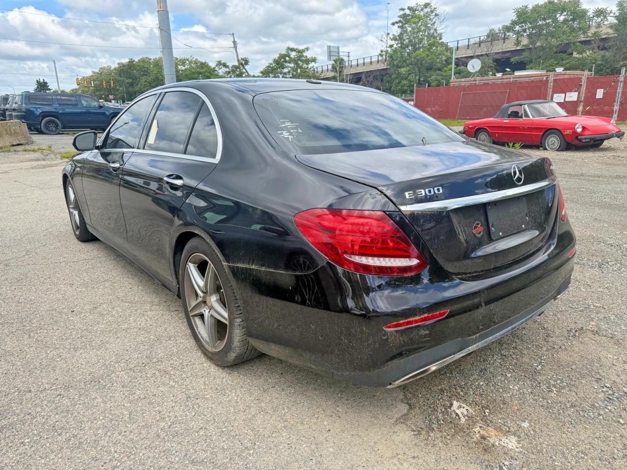 2017 MERCEDES-BENZ E-Class