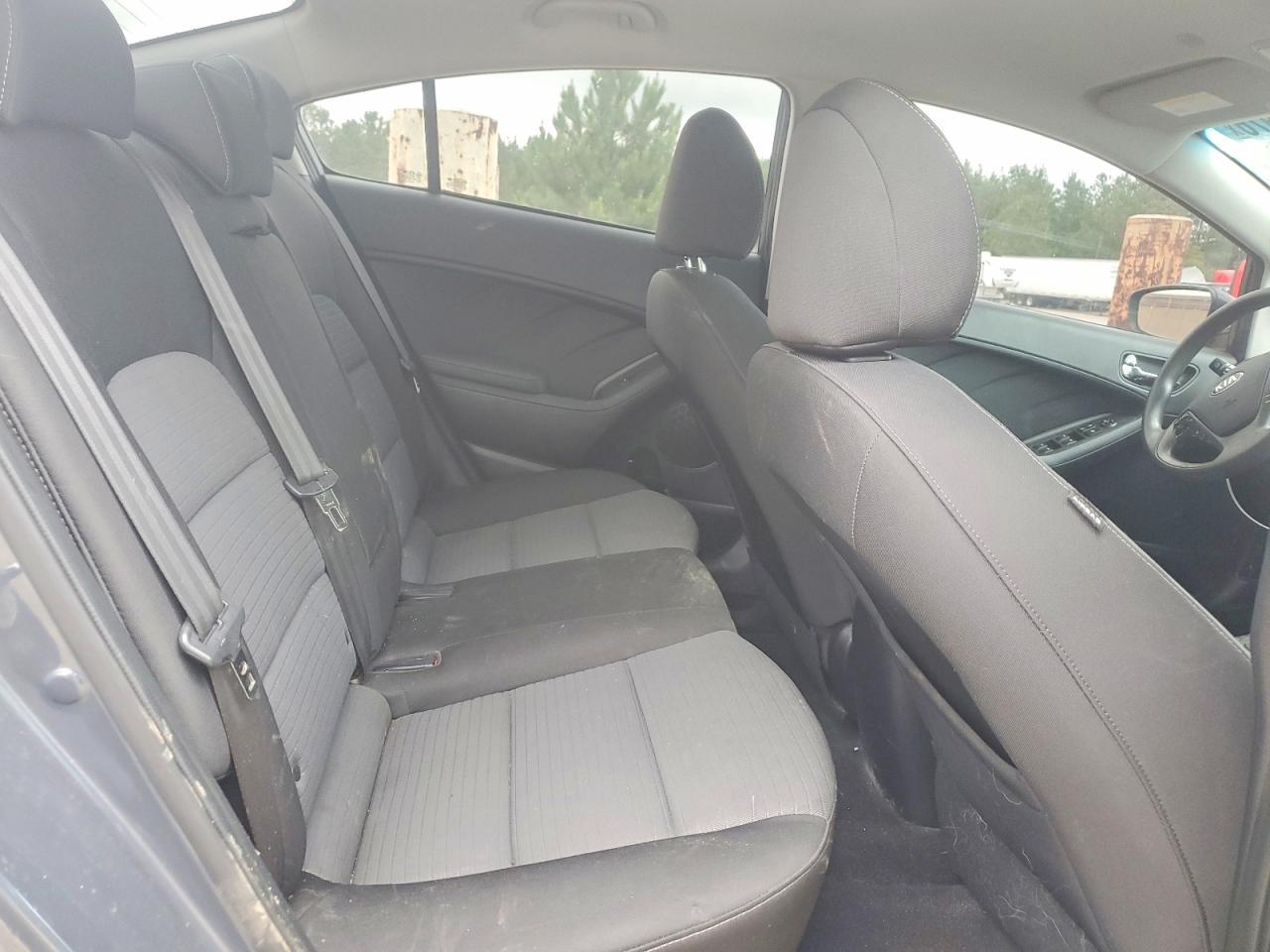 2015 KIA FORTE