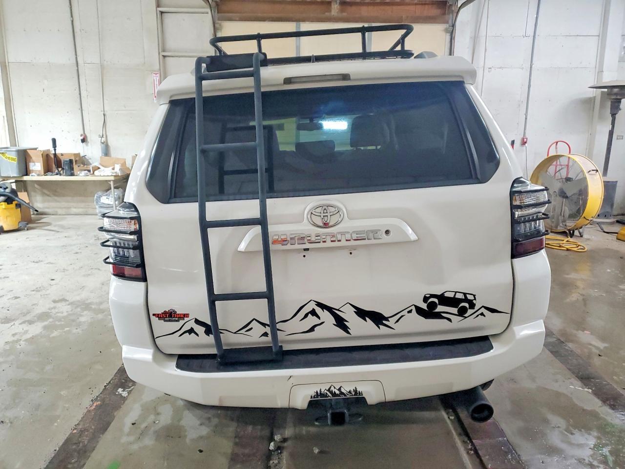 2015 TOYOTA 4Runner
