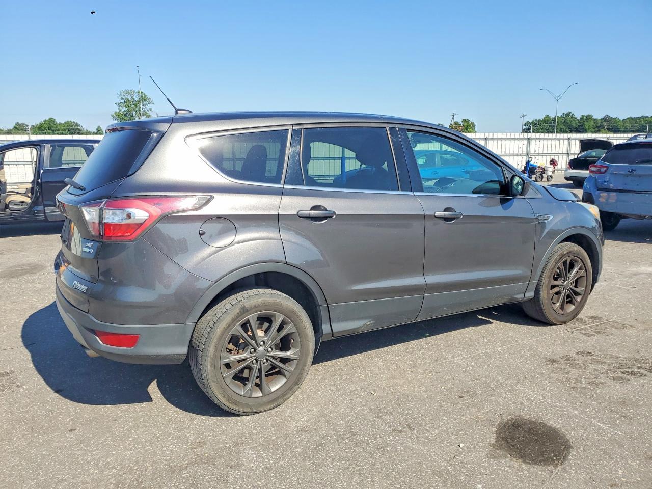 2017 FORD ESCAPE