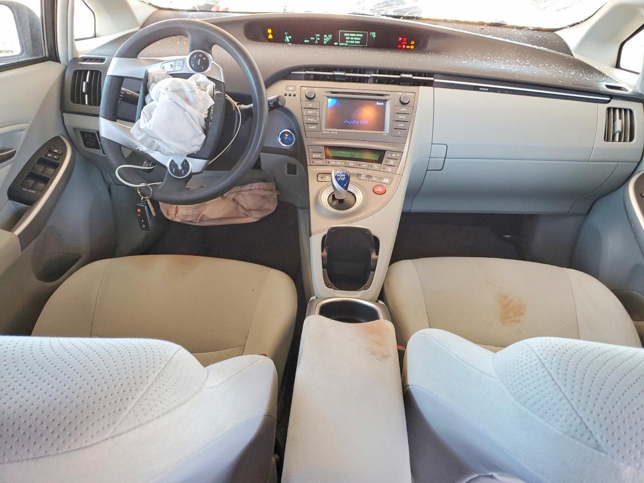 2015 TOYOTA PRIUS