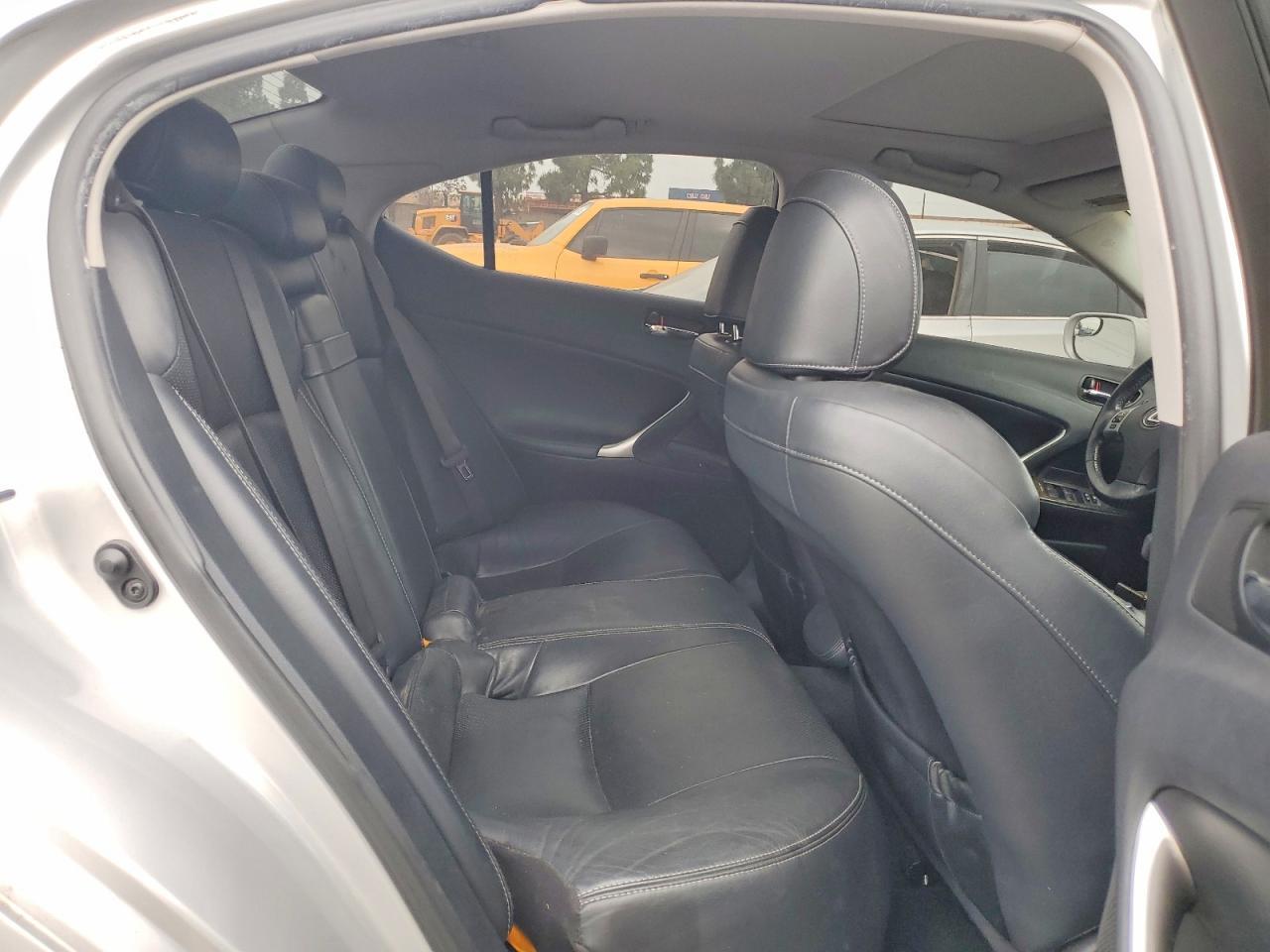 2011 LEXUS IS 250
