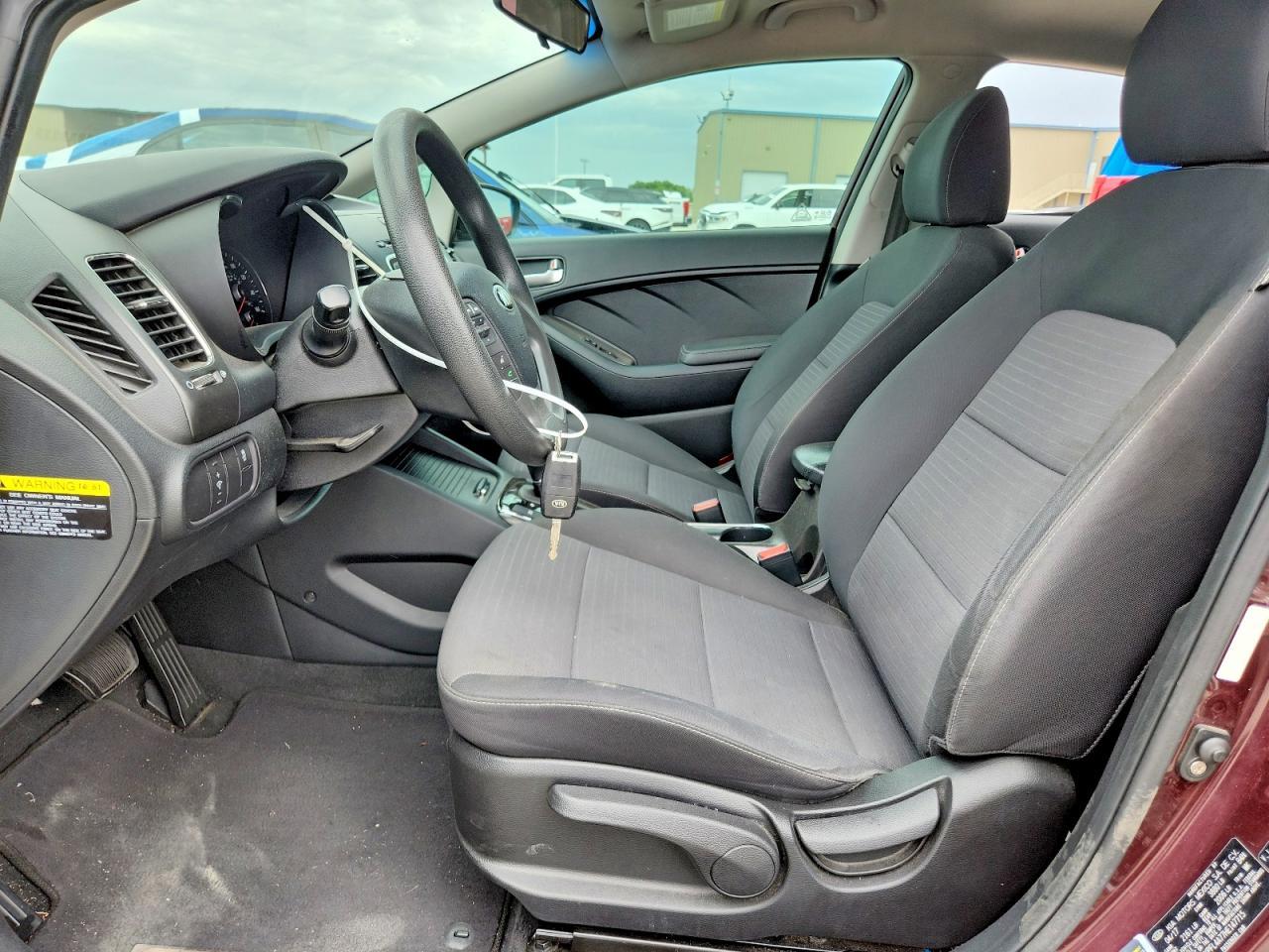 2017 KIA FORTE