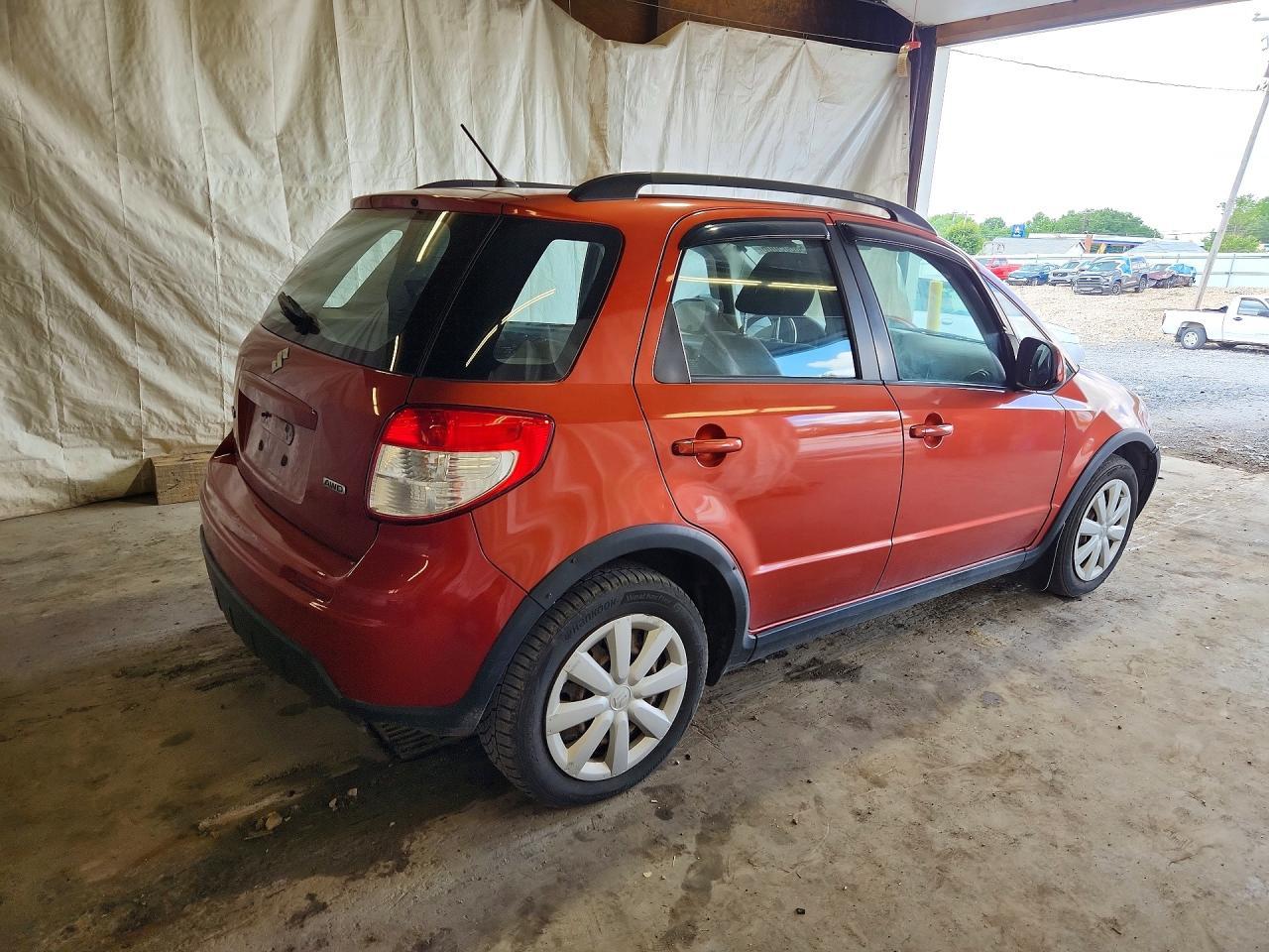 2010 SUZUKI SX4