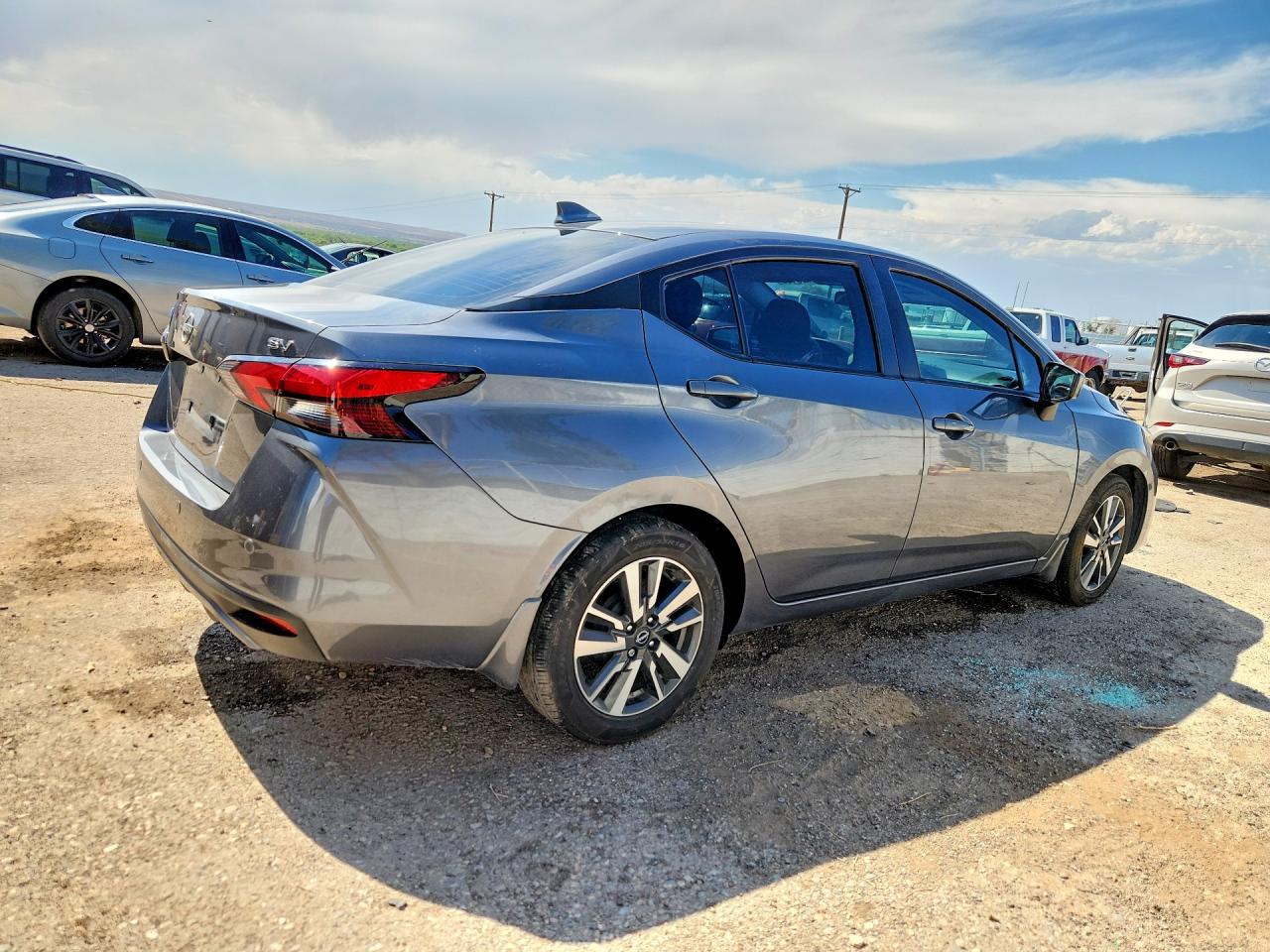 2024 NISSAN VERSA