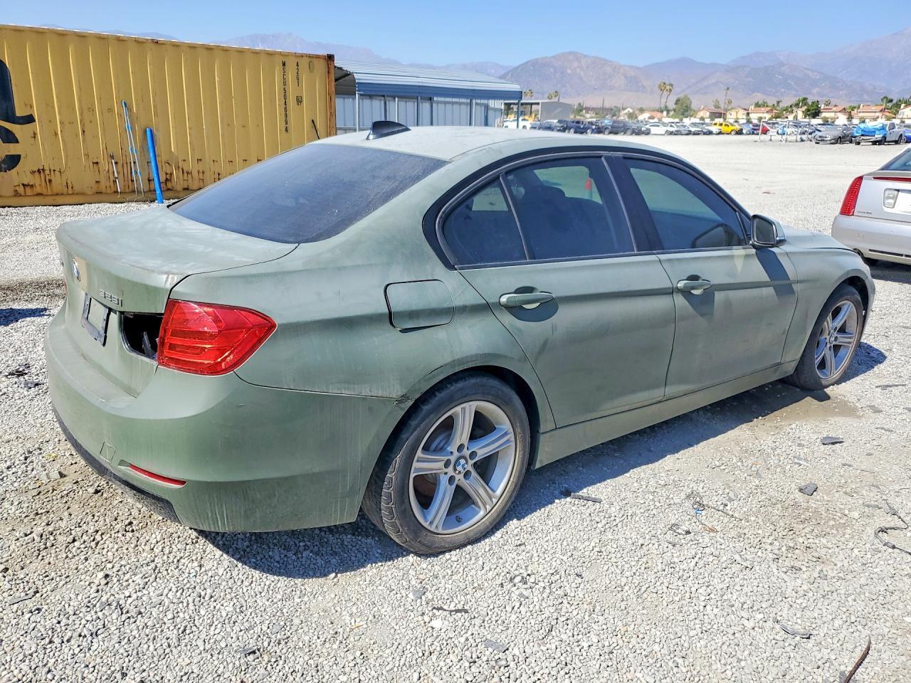 2013 BMW 3 SERIES