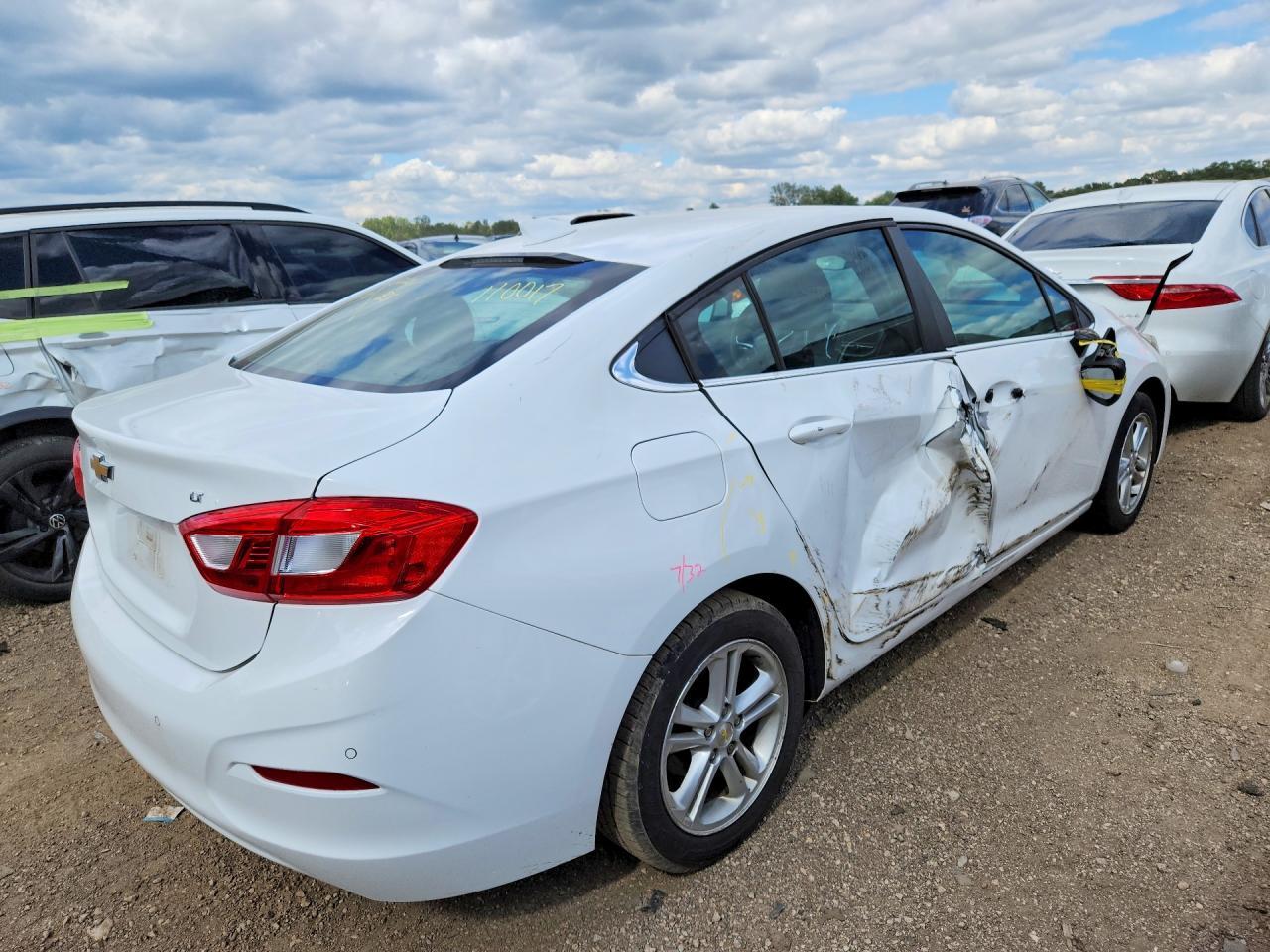 2016 CHEVROLET CRUZE