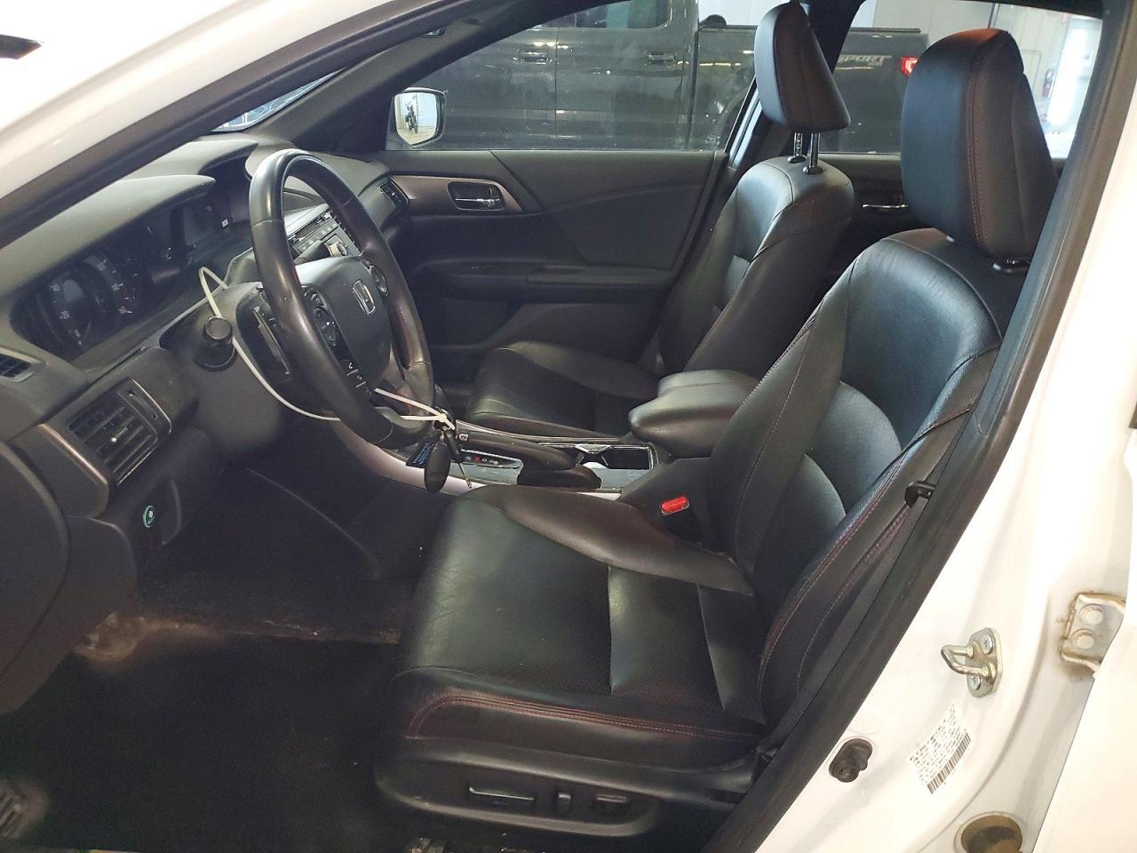 2017 HONDA ACCORD