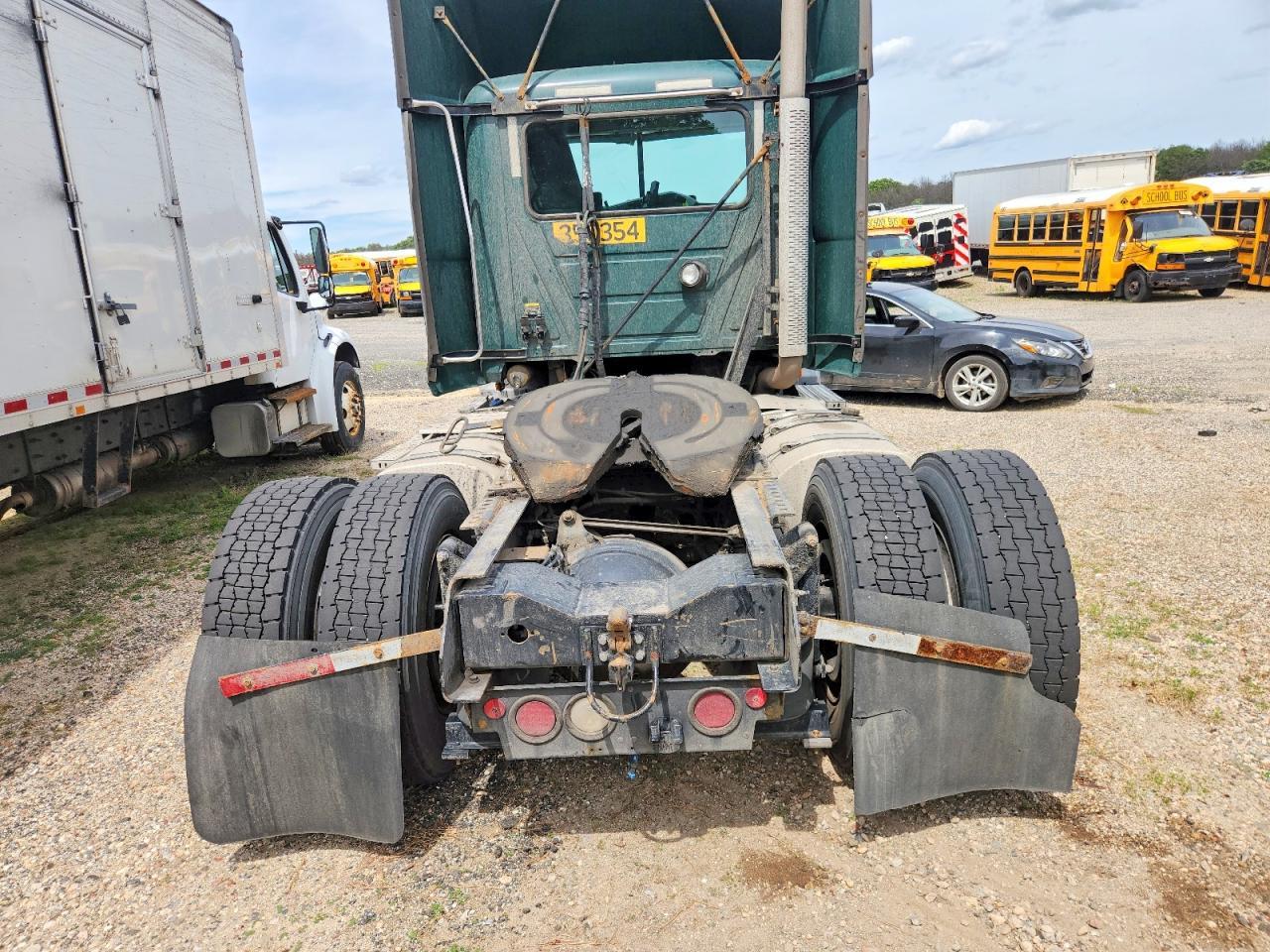 2016 MACK Cxu612