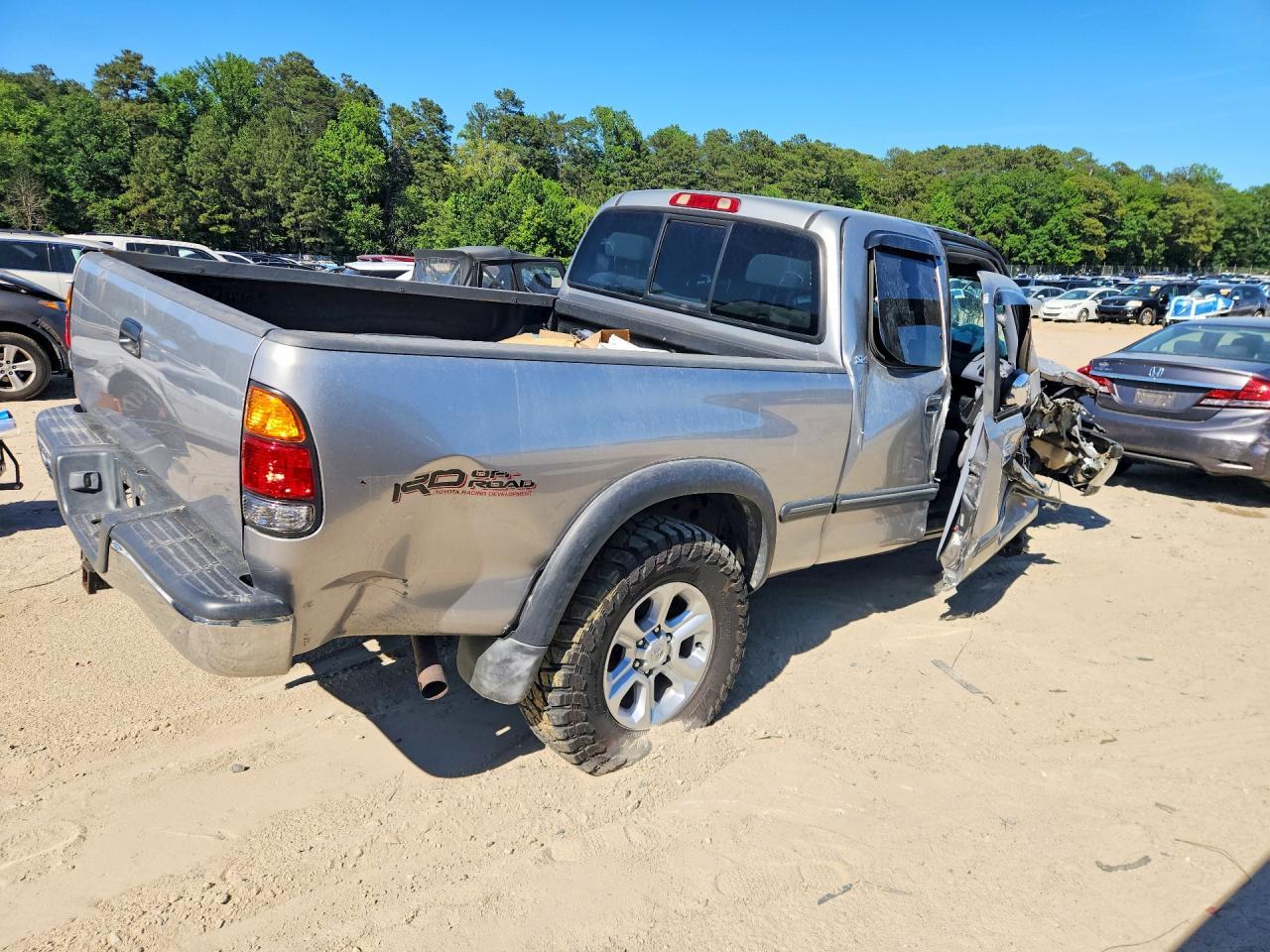2001 TOYOTA TUNDRA