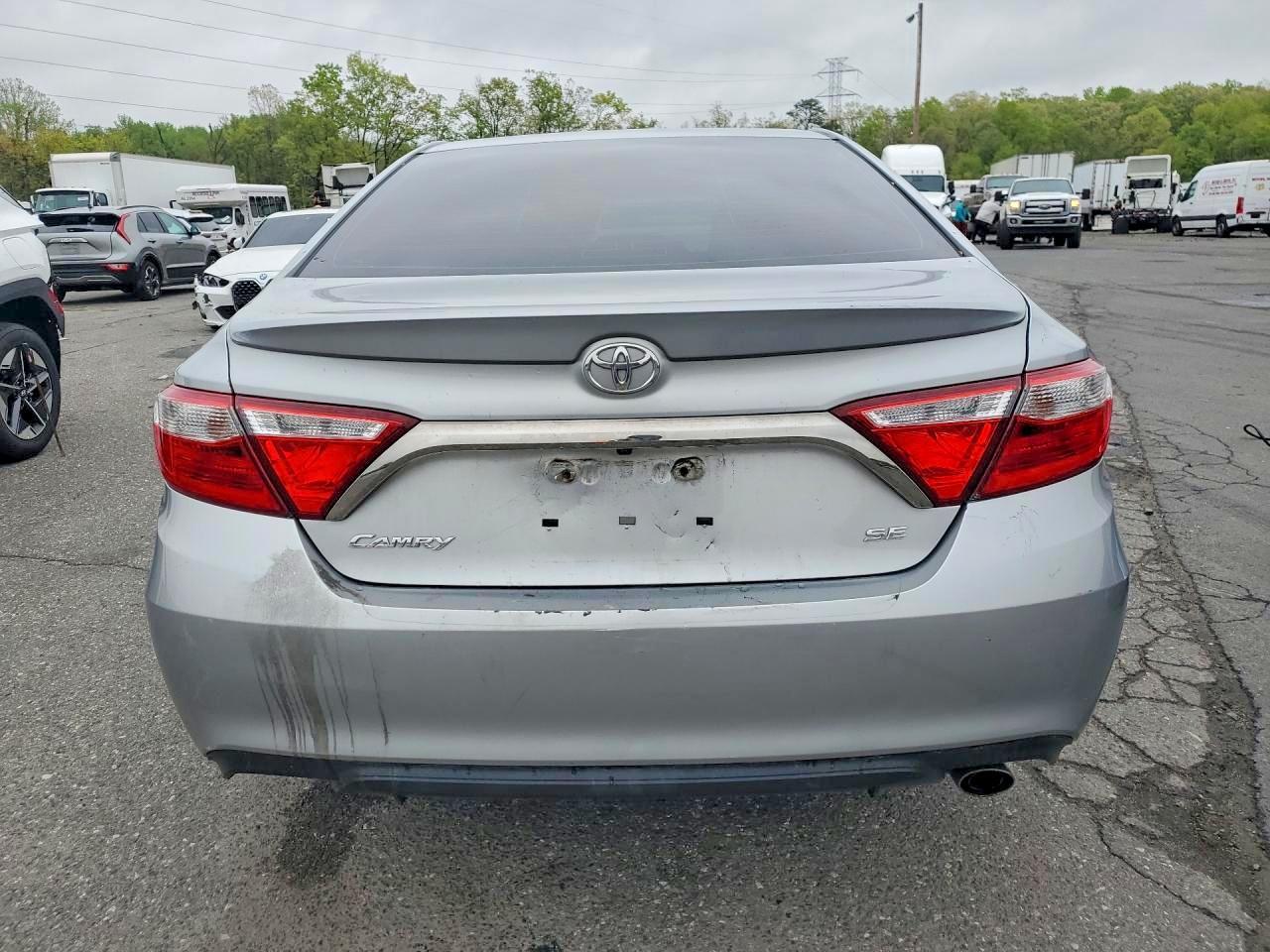 2017 TOYOTA CAMRY