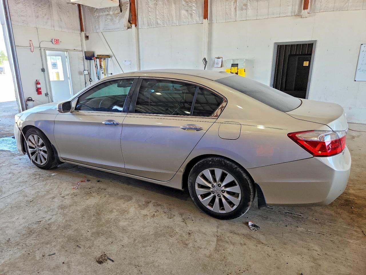 2015 HONDA ACCORD