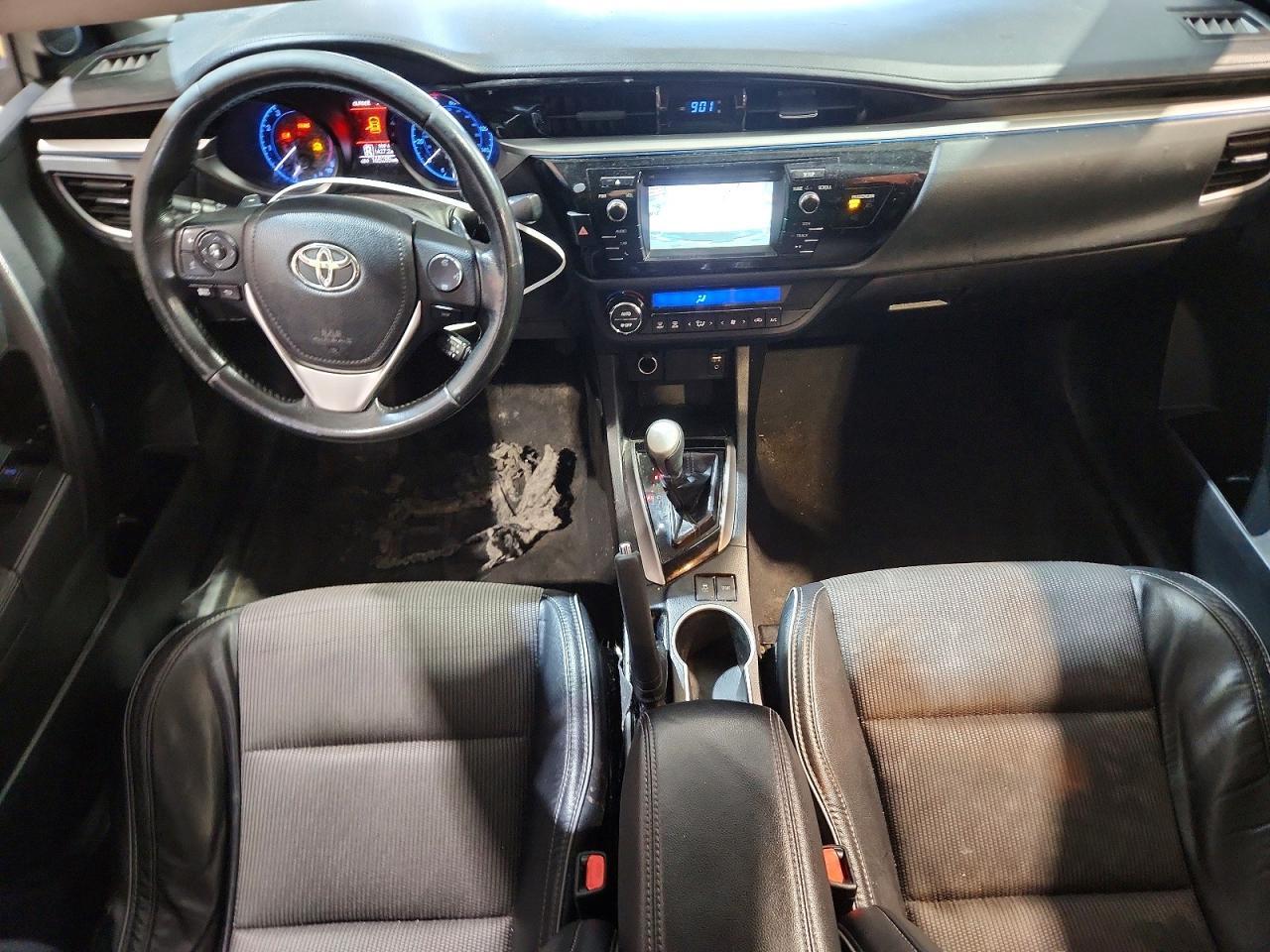 2015 TOYOTA COROLLA