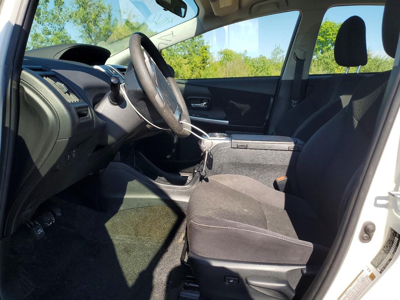 2017 TOYOTA PRIUS V
