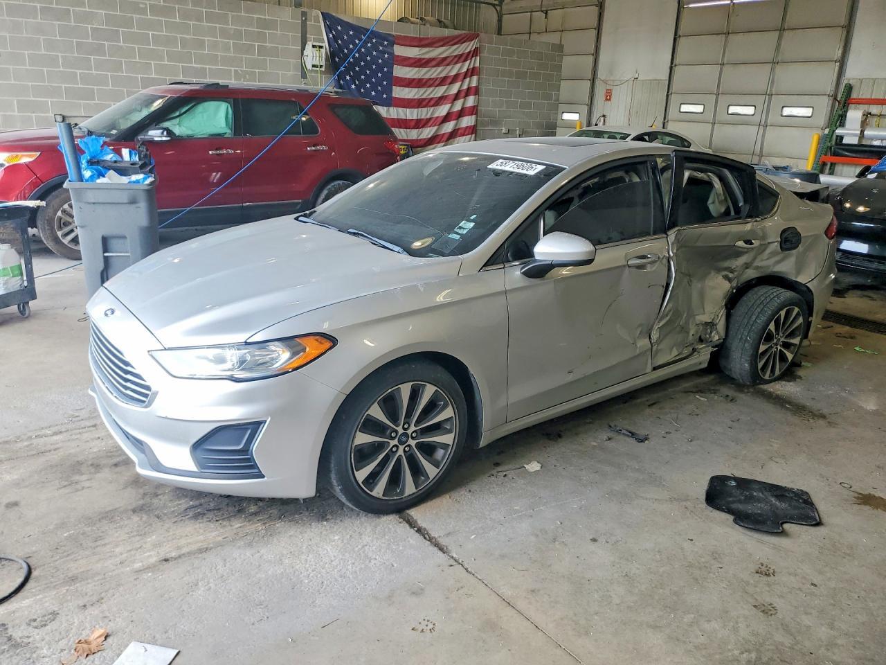 2019 FORD FUSION