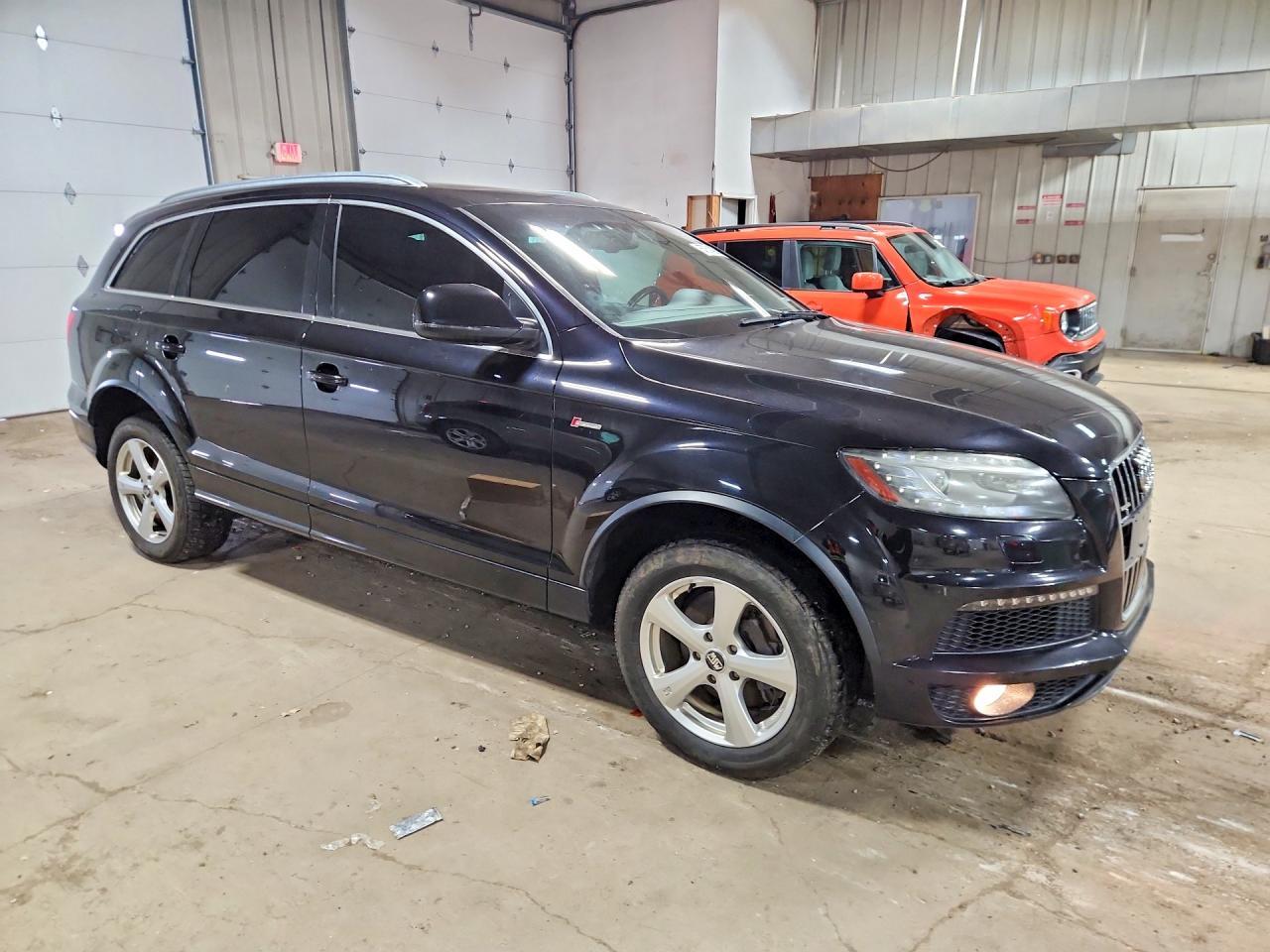 2011 AUDI Q7