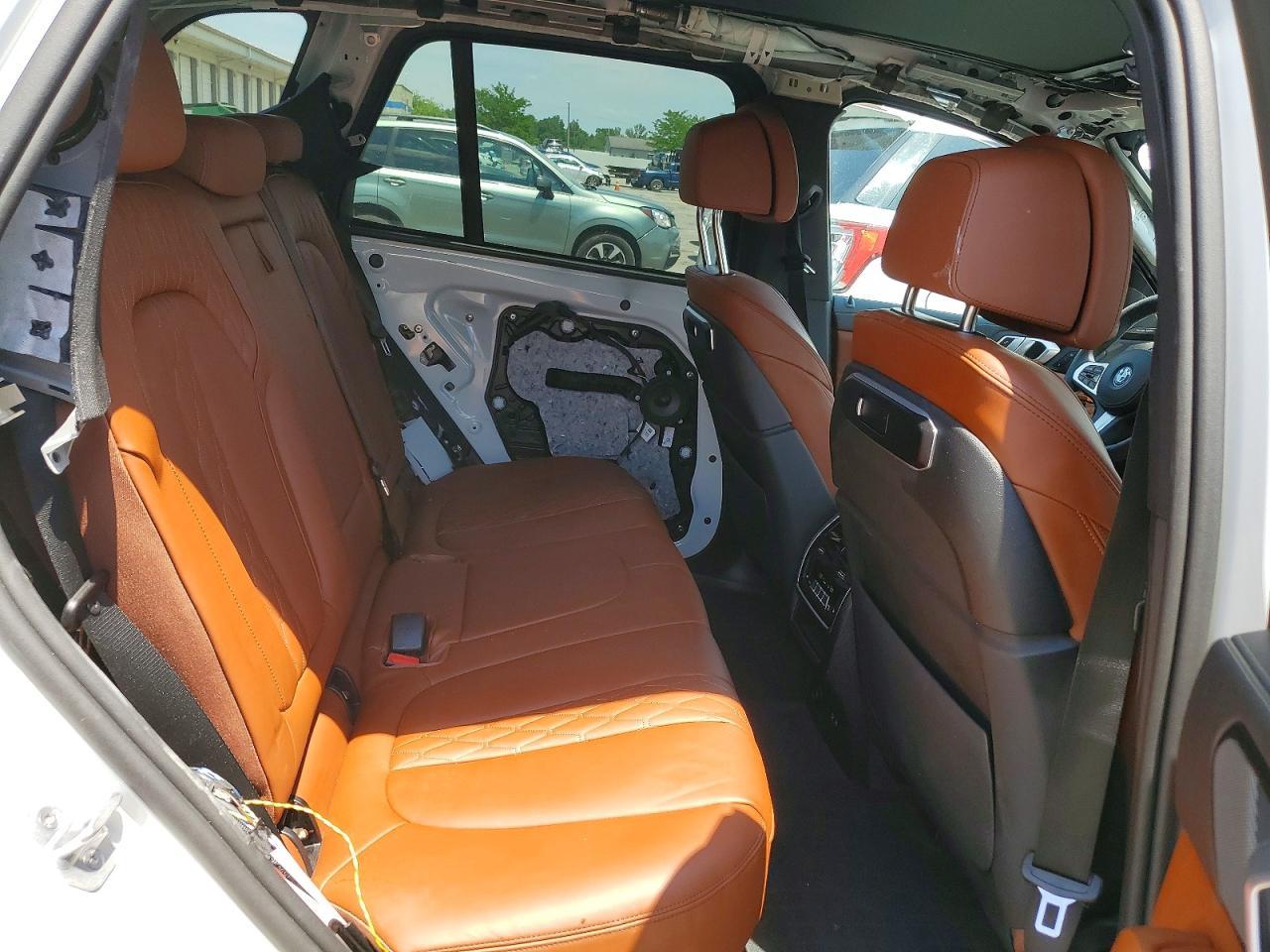 2025 BMW X5