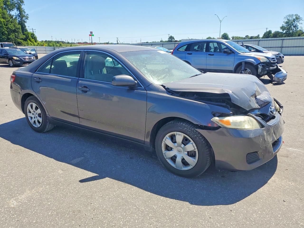 2011 TOYOTA CAMRY