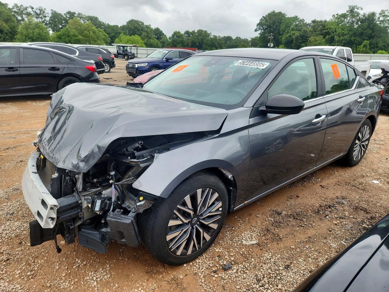 2025 NISSAN ALTIMA