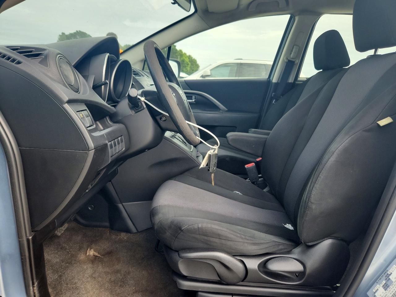 2013 MAZDA 5