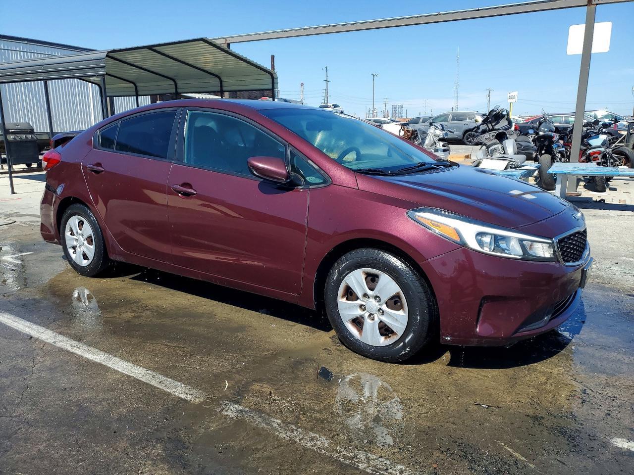 2017 KIA FORTE