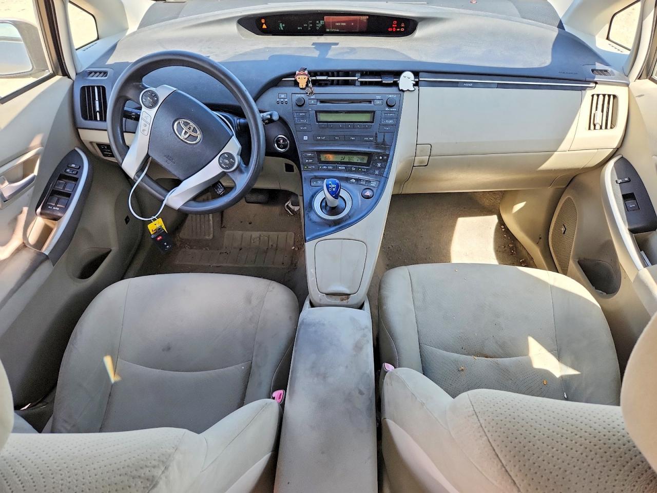 2010 TOYOTA PRIUS