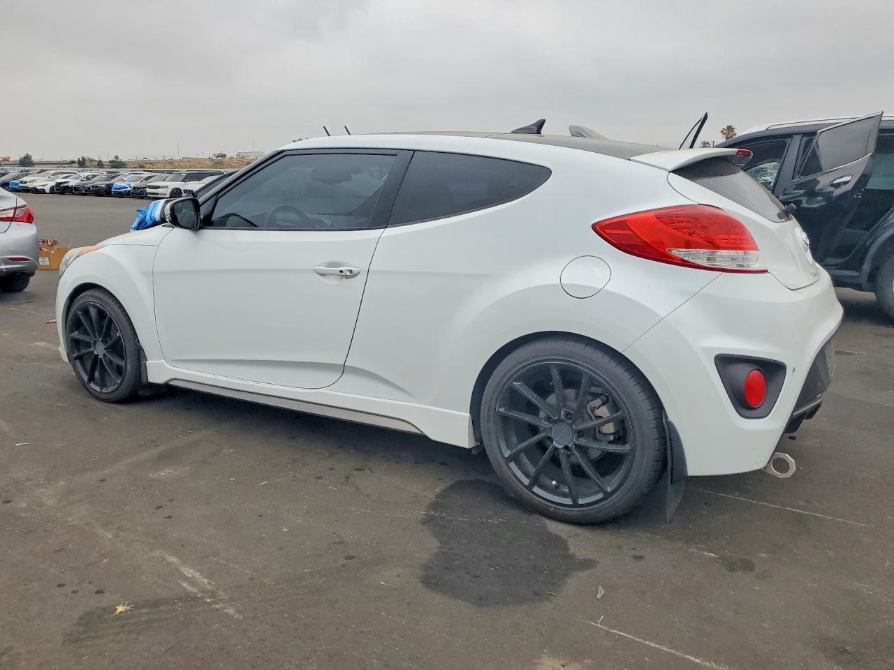 2016 HYUNDAI VELOSTER