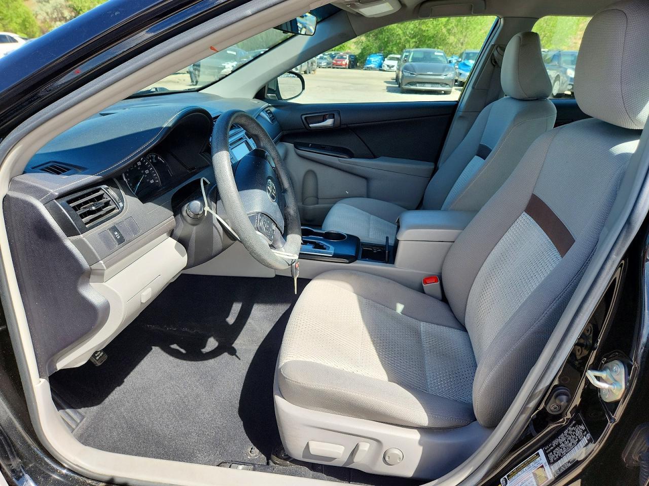 2014 TOYOTA CAMRY