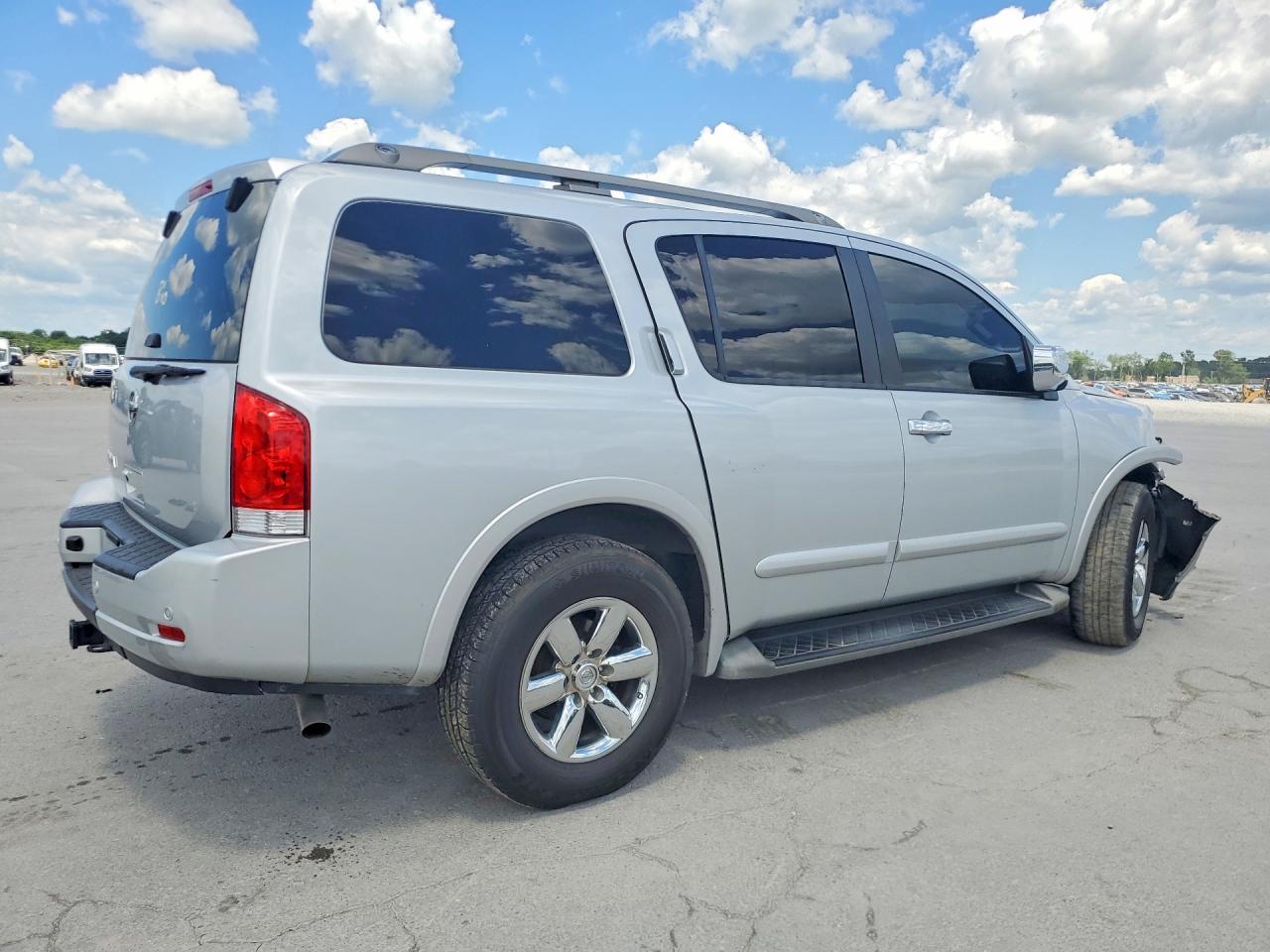 2015 NISSAN Armada