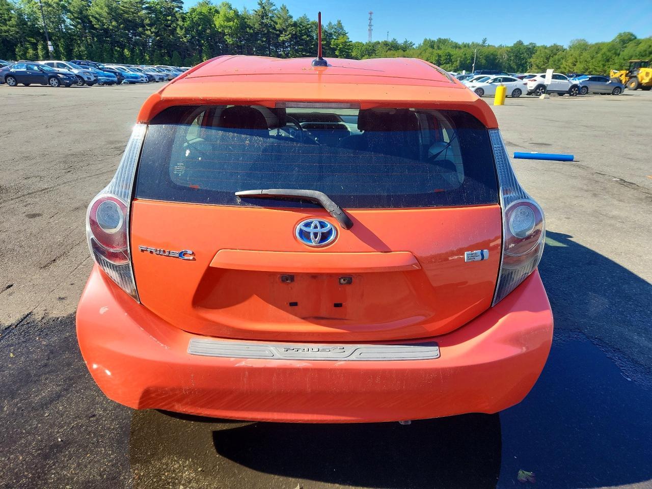 2012 TOYOTA Prius c