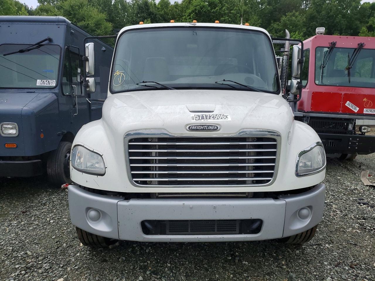 2014 FREIGHTLINER M2 106