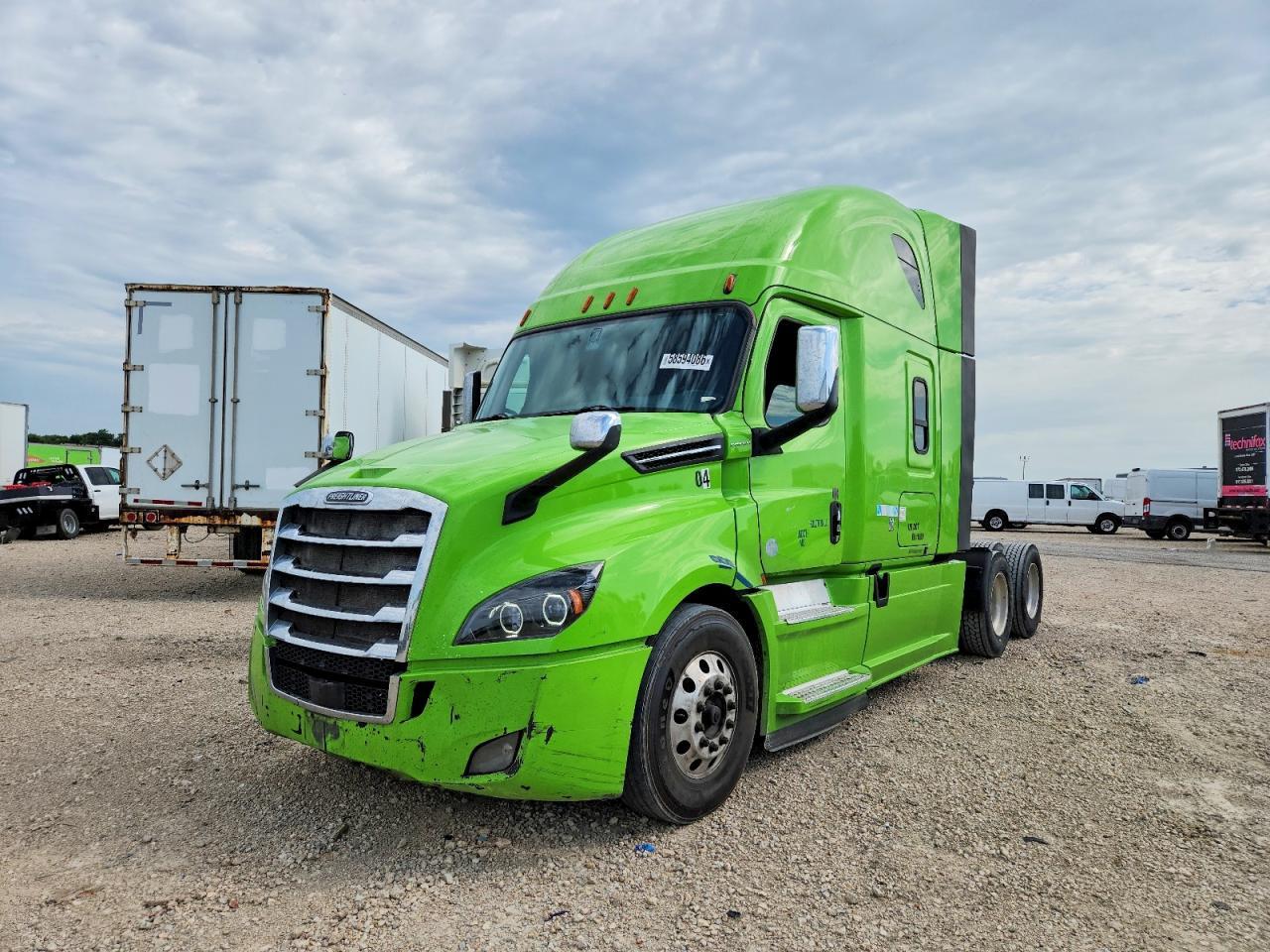 2018 FREIGHTLINER CASCADIA 126