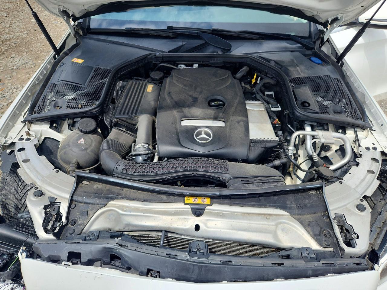 2016 MERCEDES-BENZ C-CLASS