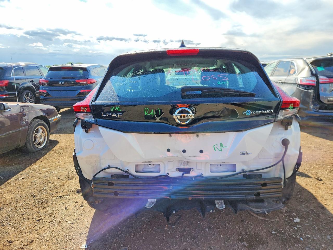 2018 NISSAN LEAF