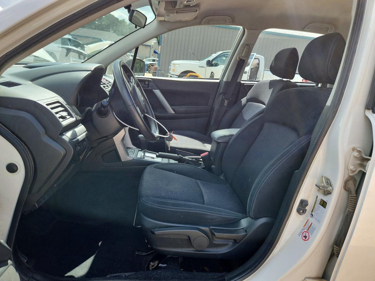 2017 SUBARU FORESTER